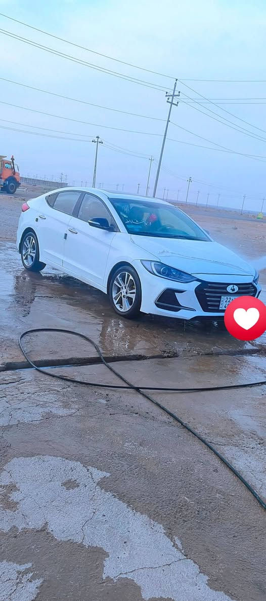 سلام عليكم لنتره للبيع موديل 2019سوبر سياره بيها جاملق وبنيد ولباقي كفاله كير محرك تبريد ثلج مكانه لانبار زويه ناحيت فرات ليريدهن ينتصل ويدلل ***********
