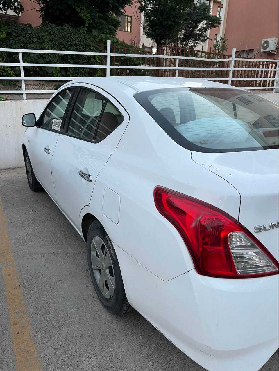 نیسان سەنی یابانی ٢٠١٤ چەمەلەخی لای سەکن لەگەڵ تۆزێکی بۆنیدەکەی بۆیاخە بەبێ ناوگرتن
ژ.م *********** السليمانية, العراق
