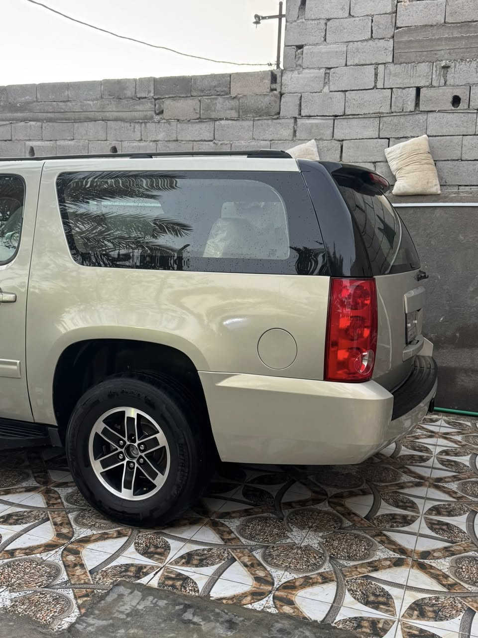 يوكن طويل وارد خليجي ادوات بي ارقام مال سياره محتركه وسنويه عضم عاج شرط حاسبه فول مواصفات للخير محرك 5300
ما مشتغله خط سياره كفاله كلشي شغال عنوان بصرة السعر 110
‭0773 836 9579
