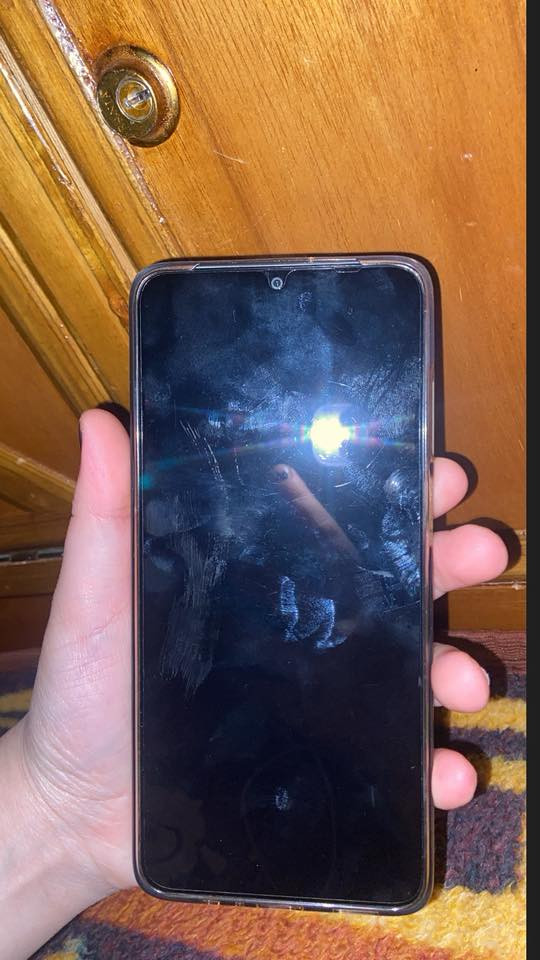 مرحبا جهاز هونر  X5c plus بالون الاخضر السماوي مستخدم بس ثلاث ايام  نضيف جدا بطاريه 5260 وياه شاحنه اصليه مكاني حله رايده بـ 150 وبي مجال والتوصل ع رقم بي واتساب ***********
