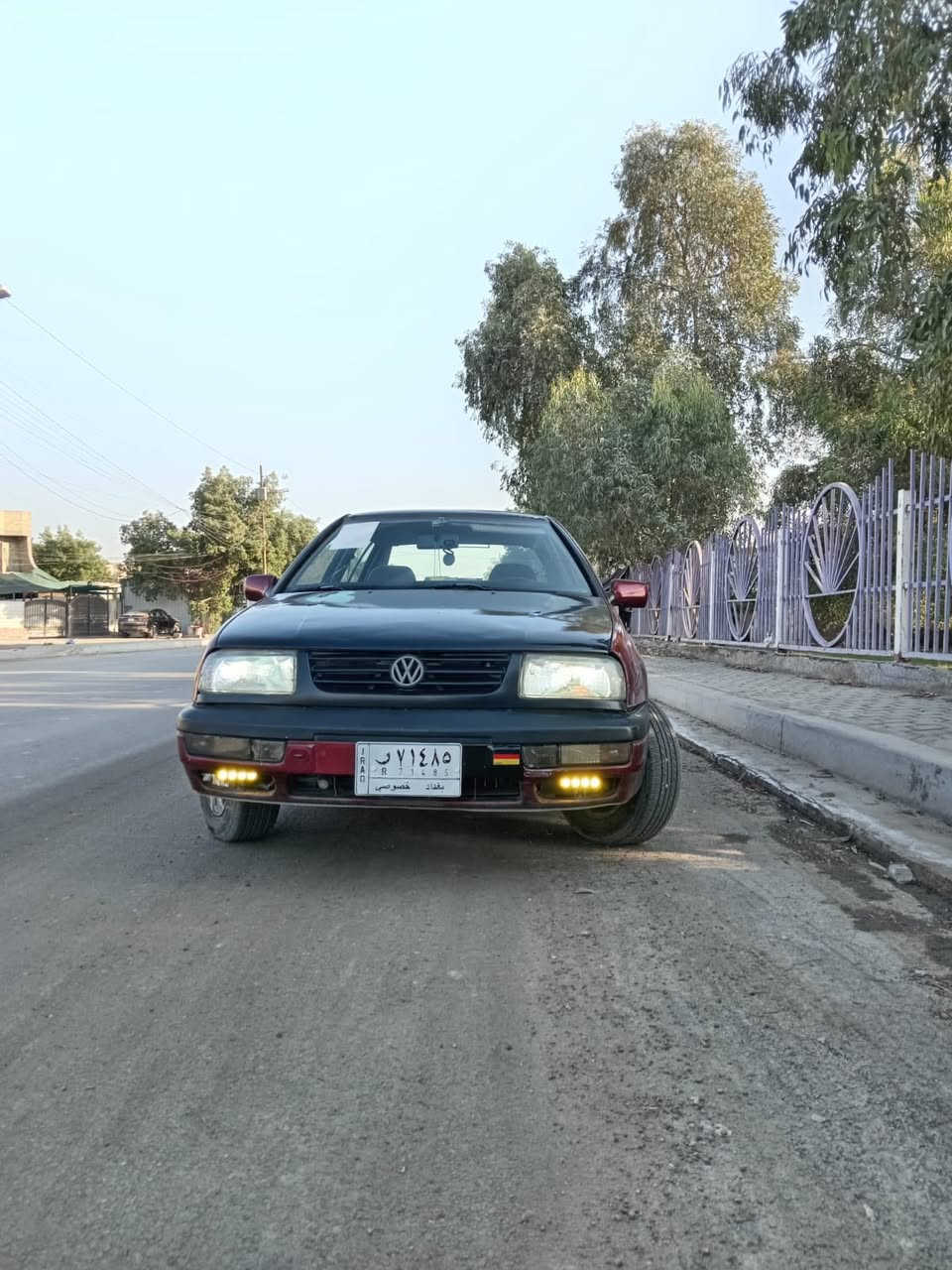 السلام عليكم
كولف فنتو 1993 
محرك 1800  مكفول 
كير  اوتو مكفول 
كابريتر دوش 
كير اوتماتيك 
تبريد ثلج  
سستم صوت 
عارضهه ب45 وبيهه  مجال عنواني بغداد الزعفرانية 
 رقمي ***********
