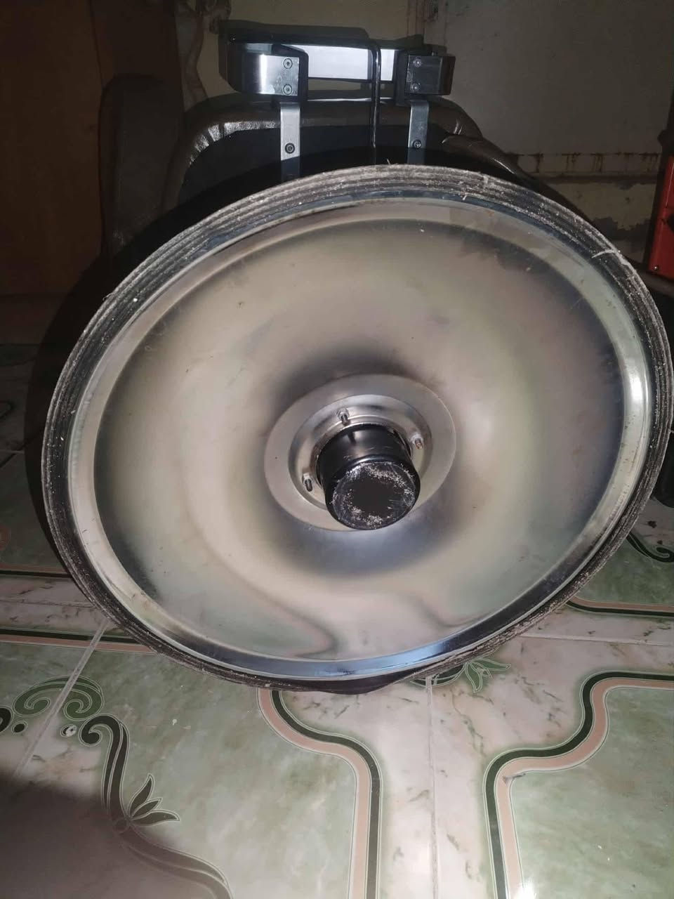 كرسي حلاقه للبيع نضيف حيل 
السعر خاص العنوان ديالى كنعان
***********
