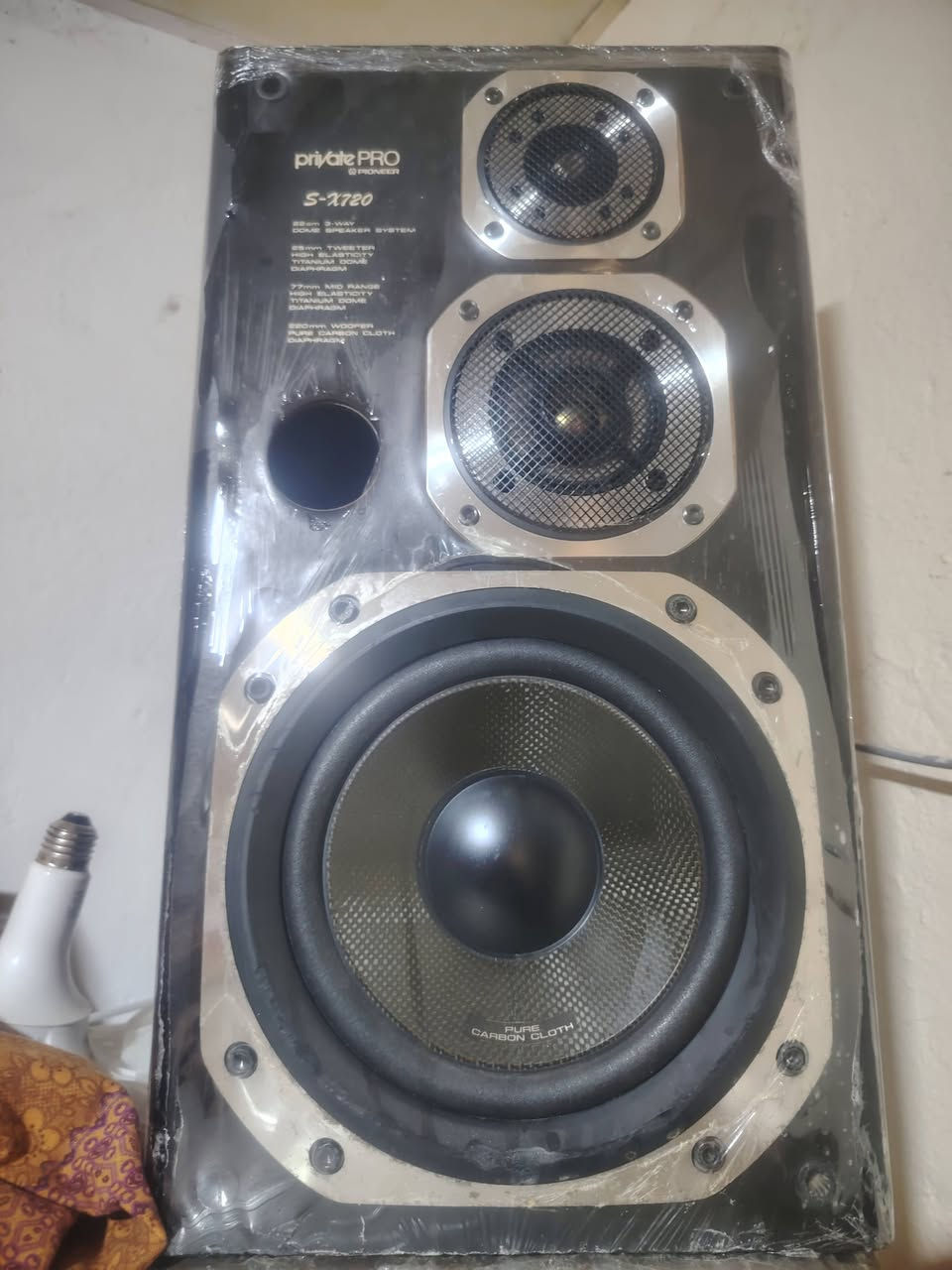 سماعات بايونير ياباني 100٪100 نضاف كلش مع امبلي ماركة دينون راديو Fm Am + سيدي + Aux صوت هزه ارضية سعر 200 الف الاتصال ***********
