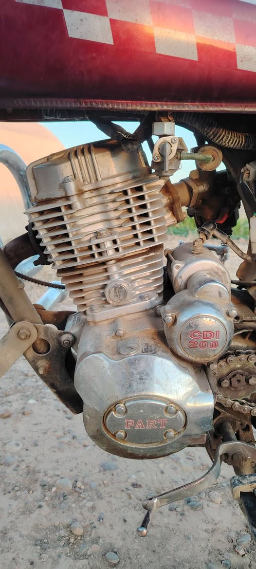 السلام عليكم  موطور بارت 200
محرك 150cc💯
#5كير نشاط فول 🔥
كهربائيات سلف كلو شغال 
لي الا #استفسار ***********
#السعر 300بي مجال
#يرهم مراوس
