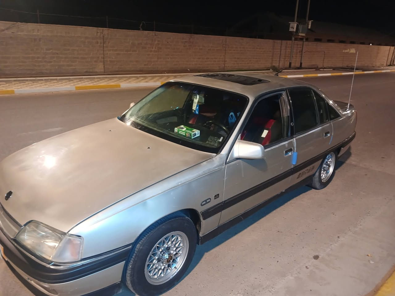 اوميكا موديل ٩٣ لون ذهبي وضع شركة  اوتماتيك جام كهرباء محرك الفين رقم انبار مقفولة من لضربة والصبغ والتصليح السعر ٤٥ ورقة


**إذا كنت صاحب هذا الإعلان وتريد حذفه لأي سبب، رجاءا أرسل رسالة إلى الدعم الفني**