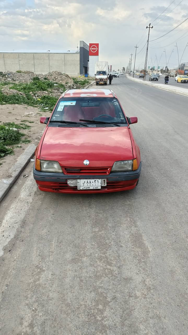 سلاام عليكم اخوان بيع مستعجل أوبل كاديت حجم 16 موديل 91  سنويه عضم لا27 كير محرك شرط شرط تحويل كابون بانزين ورقي سيارة جاهزه ترايك وين من يعجبك سيارة مكفولة من طخه وضربه سيارة بلادي مال جناي سيارة طخم ورا كتام كلو جديد طخم تايرات جديد وايرمنيه كلو شغال سعر 23 بيه مجال شي قليل خوان مكلف بل نشر اليحب يخبرني عل رقم ***********//***********//عنوان موصل حي الميثاق
