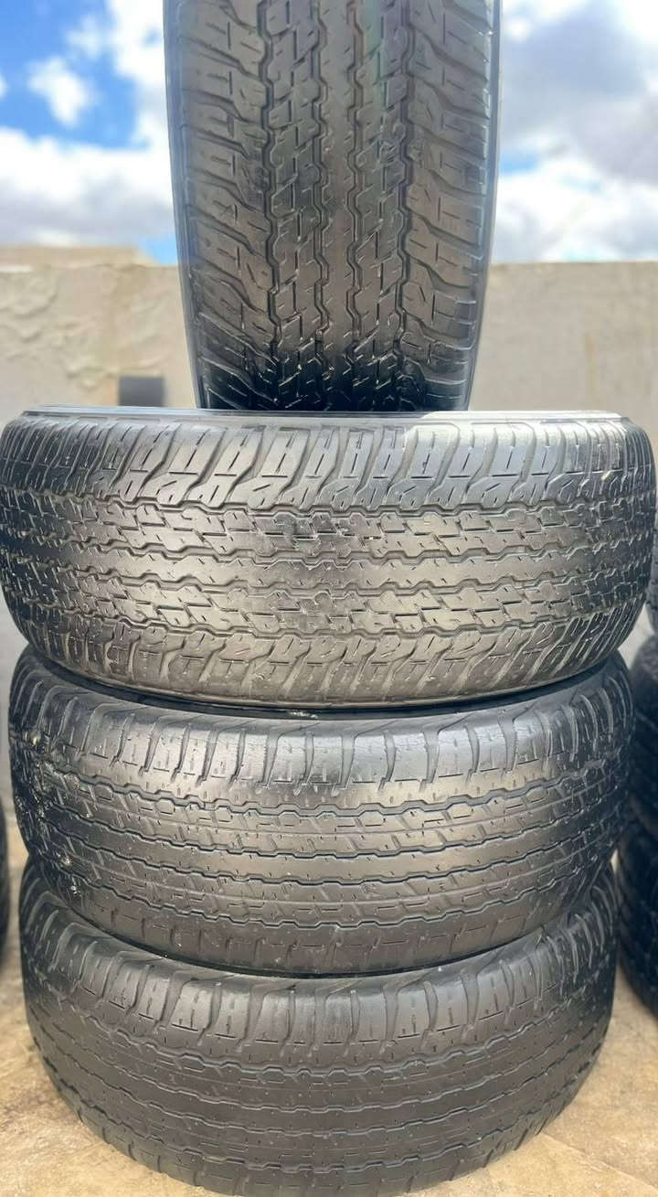 بعد اذن الادمن المحترم
طقم كوشوك مستعمل نخب 
القياس : 285/60/18
النوع : دنلوب ياباني
الموقع : عمان خربة السوق
0781663082 : ابو احمد


**إذا كنت صاحب هذا الإعلان وتريد حذفه لأي سبب، رجاءا أرسل رسالة إلى الدعم الفني**