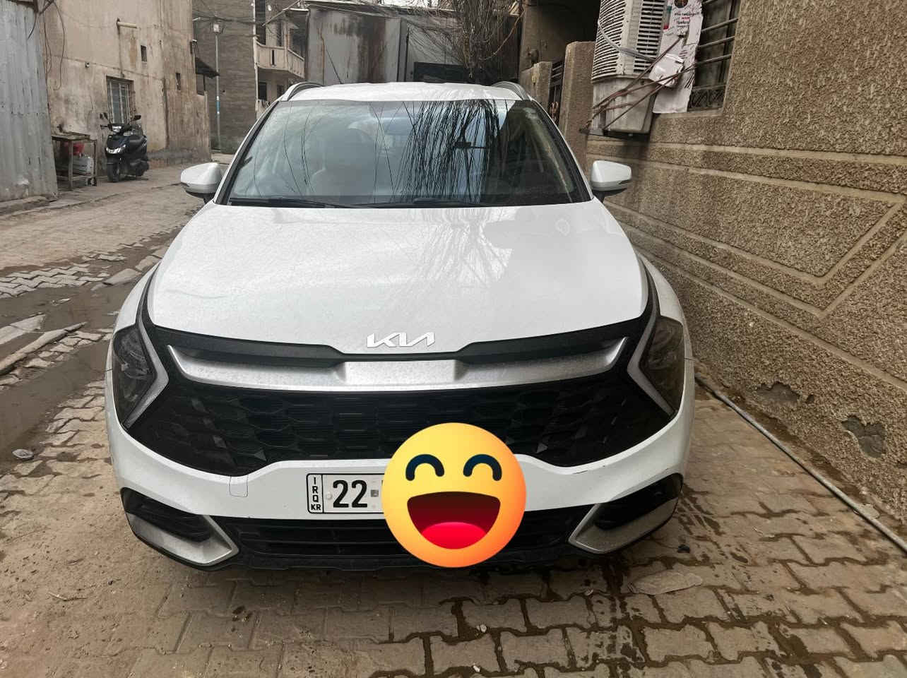 كيا سبورتاج  2023 رقم أربيل
ماشيه 56,KM 
❗️قمارة حديد  
نقطة عمياء 
 • بصمة تشغيل + تشغيل عن بعد
 • حساسات خلفية
 • هاند بريك كهربائي + Auto Hol•

 • أريل نفكيتر
 Drive Mode – مانع انزلاق – مانع انحدار
 • لايت زينون + بك لايت LED
 • رنجات (ويل) قياس18 
بيها شويه صبغ ربع جاملغ ايسر خلفي   

السعر 19,500وبيها مجال 
مكان السيارة بغداد الحرية 
للاستفسار 
***********
