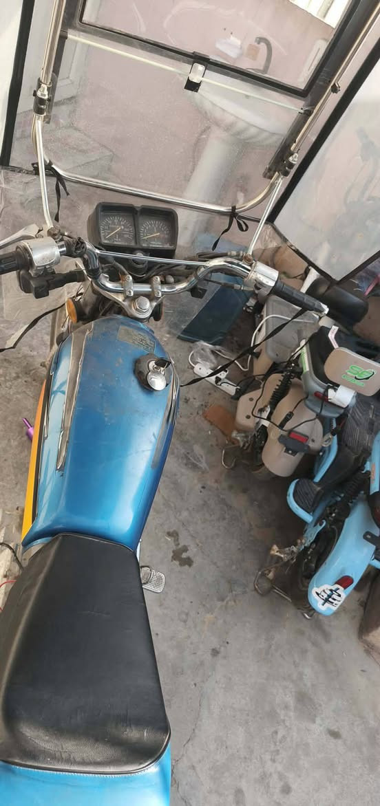 سلام عليكم تايكر لل بيع مودیل 21 محرک مامفتوح بشرط (مکان دراجە رحیماوا )سعر 350بی مجال ماطور محرک مالە ماتاخ سبانە ***********خابر رقم
