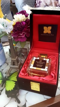 مجموعة عطور • للتقسيم