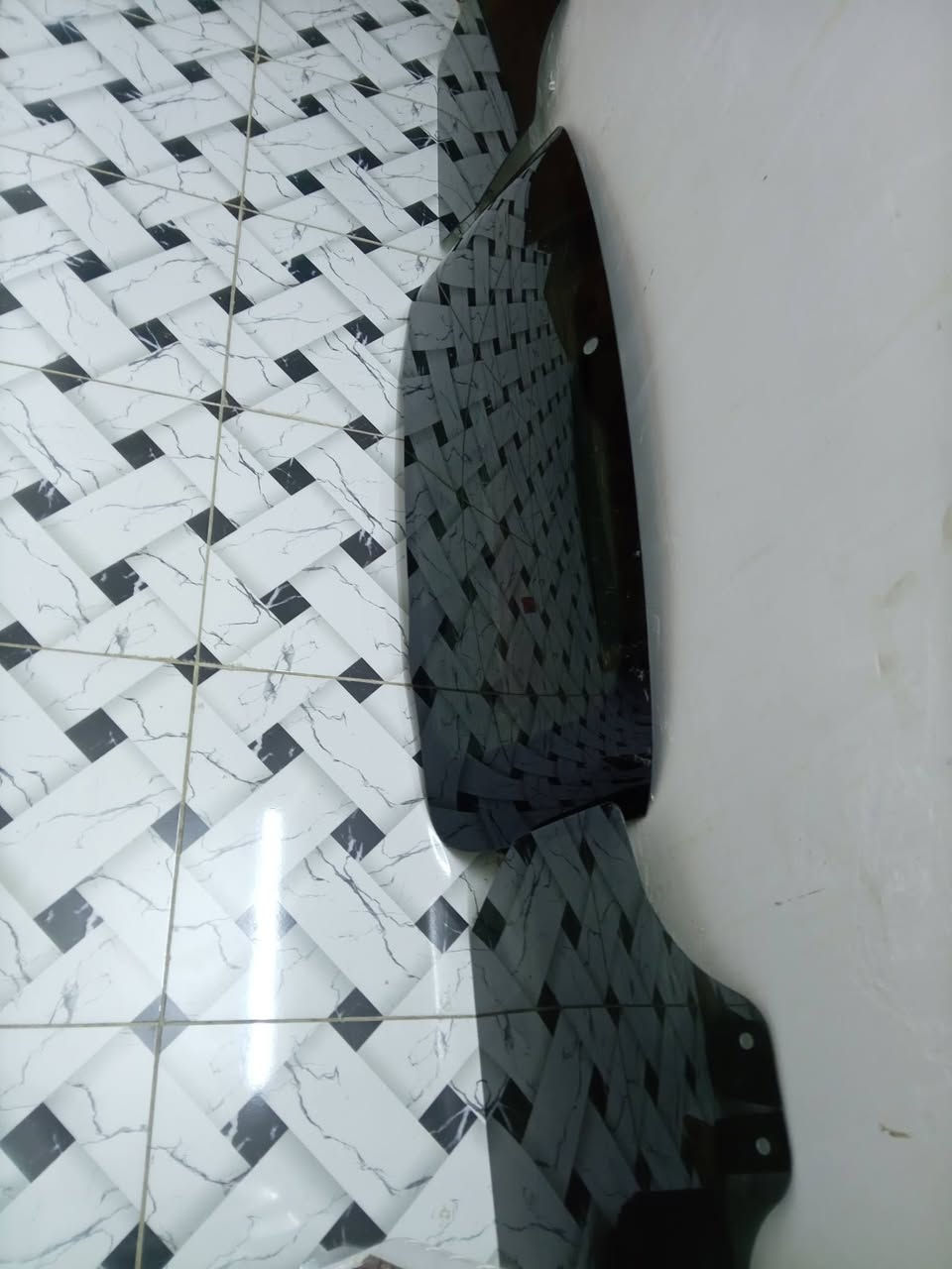 سلام عليكم ورحمة كصيت سيارة فورت سكيب 2022 وصلتني جام مضلل 100/100 شركة 3 قطع وحده خلفيه وصفاحيات 2  فتحتهن  قيمهن  خذهن ***********
