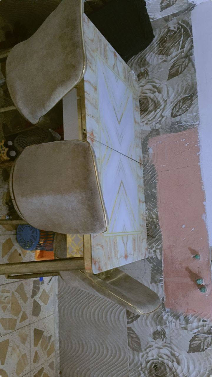 للبيع كنتور بابين خشب
ميز طعام اربع كراسي نظيف مابي كسر


**إذا كنت صاحب هذا الإعلان وتريد حذفه لأي سبب، رجاءا أرسل رسالة إلى الدعم الفني**