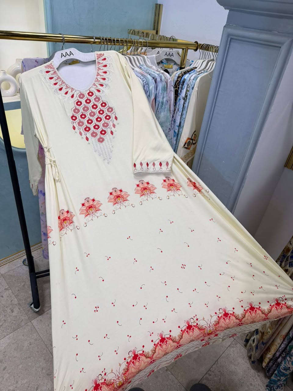 مخور كشمير تطريز وستراس خامه ممتازه
سعر الدرزن ١٠٥ الف
قياسات 2XL 3XL 4XL 5XL


**إذا كنت صاحب هذا الإعلان وتريد حذفه لأي سبب، رجاءا أرسل رسالة إلى الدعم الفني**