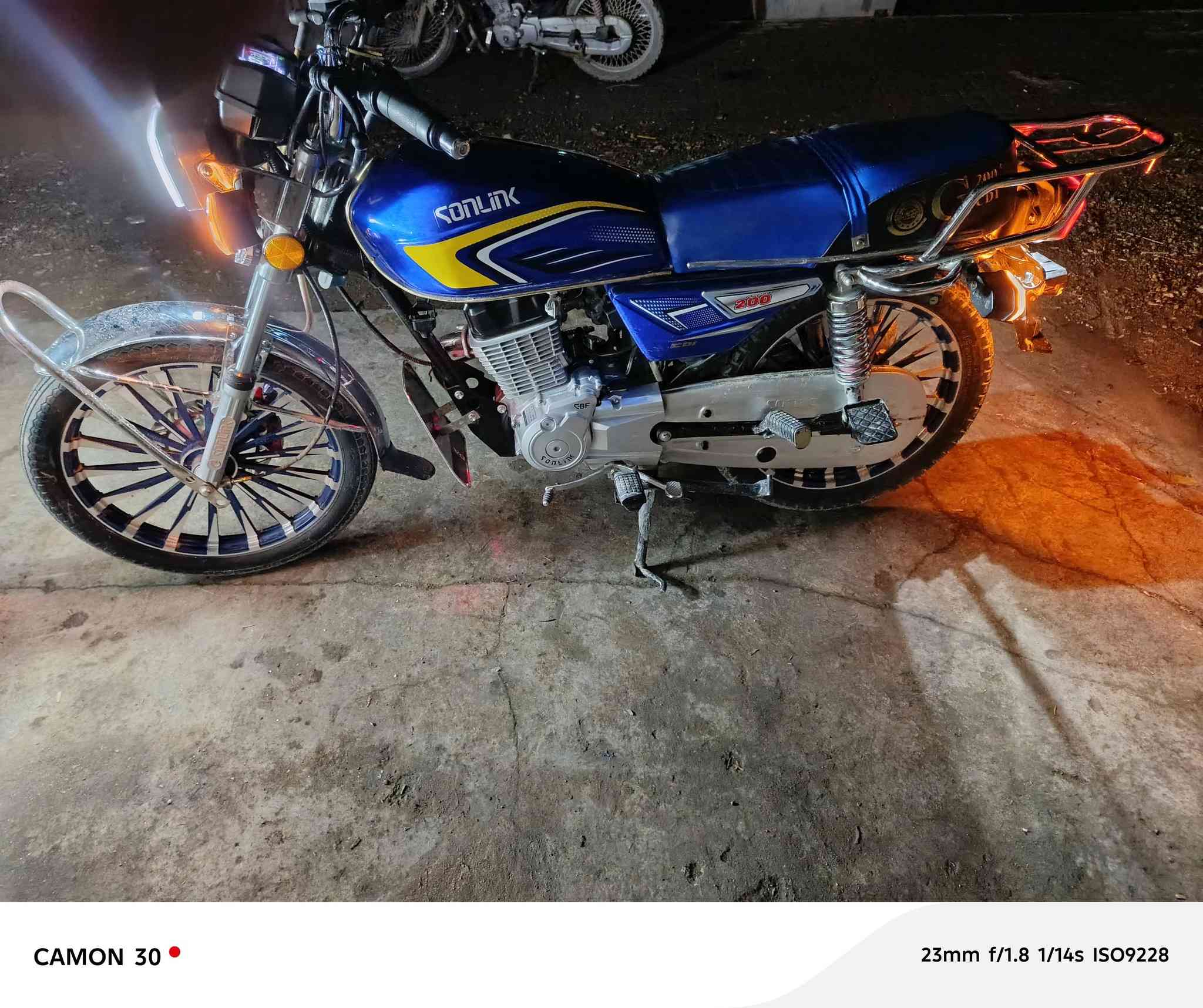 مكلف بالنشر دراجه 5 كير موديل 24 اي نقص ما بيها السعر 675 وبيها مجال اتصال ع صاحب دراجه ‏‪***********‬‏
