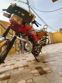 سلام عليكن دراجه لبيع  او مراوس  قفاز او بانده. 07813652487