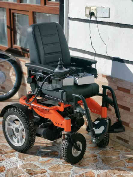 السلام عليكم كرسي معوقين للبيع جديد مامستعمل السعر450 الشراي يتصل*********** الموقع قرية اشريعه
