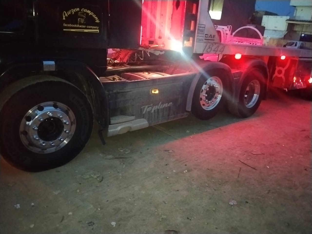 سلام عليكم سكانيا للبيع موديل 2007محرك 4خطوط 420سنكل امامي تخم تاير تخم ويل كروم سياره جاهزه للشغل كير 3/3 العنوان بابل فضاء القاسم ***********رجاء الاتصال من 8صباحن لا10مساء
