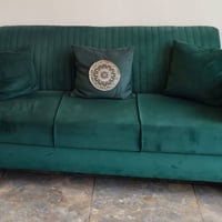 تخم • ٧ مقاعد • بغداد