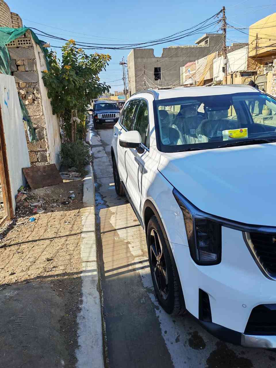 السلام عليكم كيه سورنتو 2024 ماشيه 10الف سيارة زيرو كفالة عدة بارد بسيط جدا بل بنيد سيارة فول مواصفات عدة البنرامه داتشو وفول سيارة بسمي ثاني يوم تحويل مكان سيارة بغداد مكينه 6 سلندر الاستفسار أكثر ***********  32 الف$ وبيهة مجال
