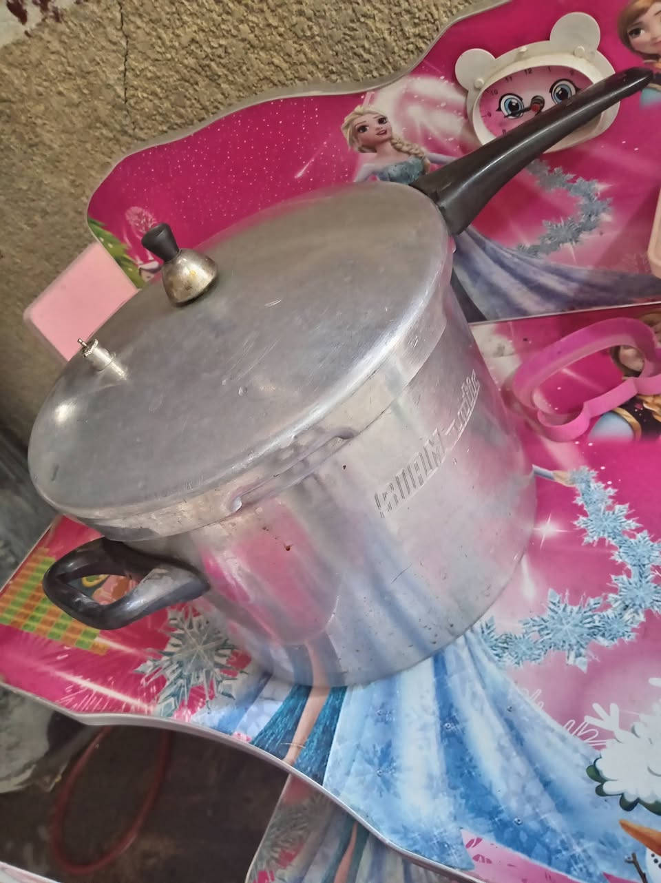 أغراض للبيع

رحلة مدرسيه ب ١٠ آلاف
جدر ضغط ب٨ آلاف
مضخة رش ب١٠ آلاف
جهاز رش الطلاء كهربائي ب٢٠ الف

المكان /بغداد الطوبجي
***********
