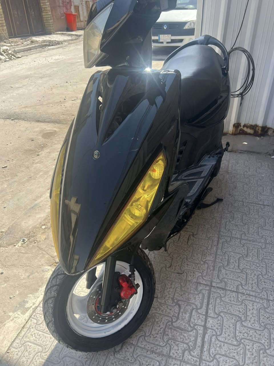 ماكس مضلع دراجه كامله سلف هندر كهربائيات كلهة شغاله تايرات جدد محرك جديد نقص فقط تريشه جهت الستان الصفح والباقي كله كامل 475 وبيهة مجال .بغداد الشعب ***********
