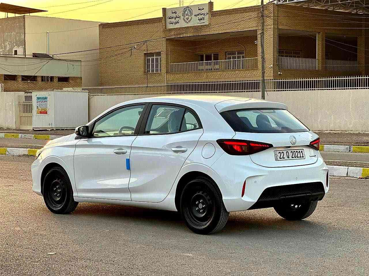السلام عليكم  MG3
2025 رقم اربيل بآسمي تحويل مباشر 
السياره زيرو ماشيه 6 فقط
***********
بضمان 6 سنوات + 200 الف كيلو متر  
‏‎السيارة رقم اربيل باسمي 
‏‎المحرك 1500 تنفس طبيعي 
كير اوتماتيك
شاشه ابل + اندرويد 
كامره خلفية
تحكم ستيرن جهتين 
لايت + بك لايت Led
بلوجكترات امامية
اشاير بالمري الجانبية 
لايت عدسة 
حساسات خلفيه
حساس ضغط اطارات
 4 جام كهرباء
السياره زيرو ماشيه 4 
السيارة بعدها بلازكات الشركة زيرو 
السيارة ترقيم جديد بأسمي اربيل 
تحويل ثاني يوم مكان السيارة بغداد الكرخ 
الاستفسار *********** بغداد, العراق
