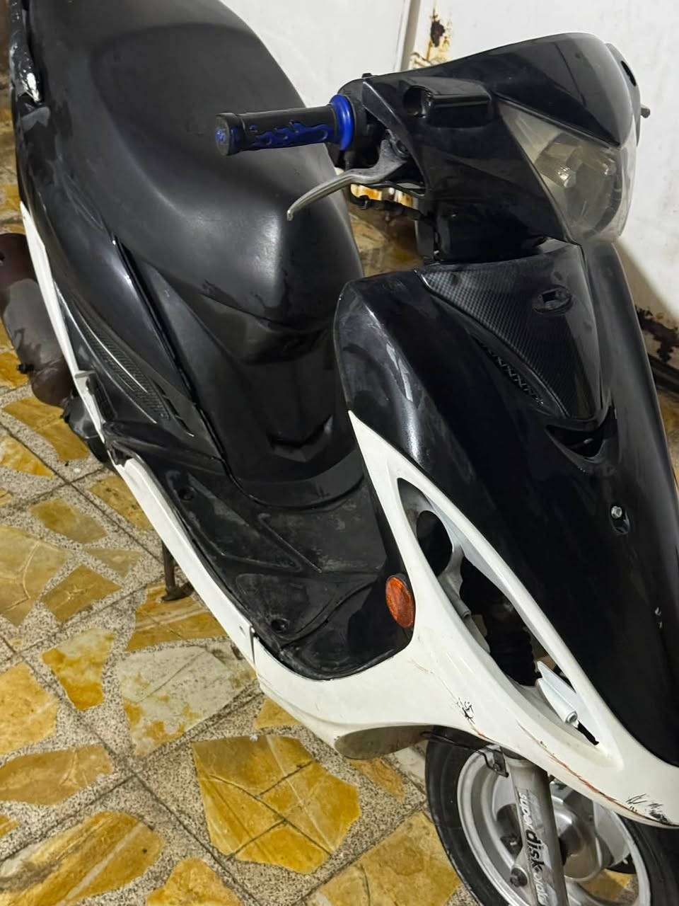 سلام عليكم دراجة كامكو لبيع السعر 300 وبيه مجال


**إذا كنت صاحب هذا الإعلان وتريد حذفه لأي سبب، رجاءا أرسل رسالة إلى الدعم الفني**