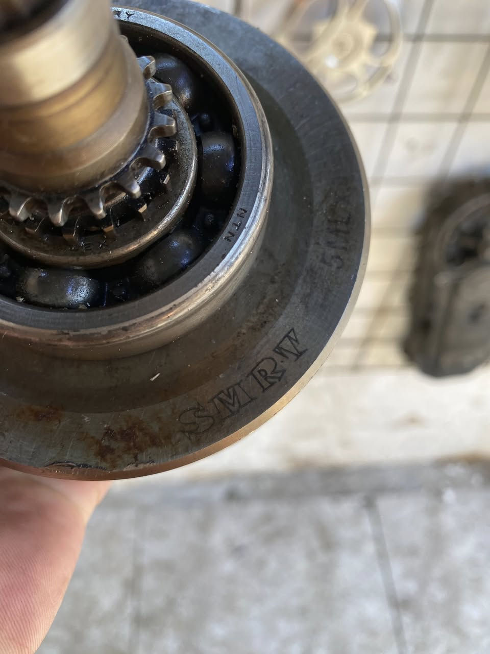 السلام عليكم تزويد سكنس وماكس
شنو تريد خاص موجود وواتساب 
*********** 
مكاني بغداد الحريه وتوصيل موجود
