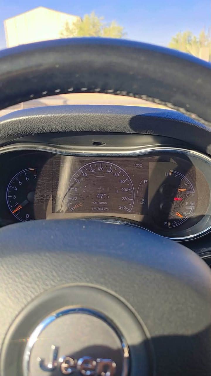 جيب كراند شيروكي
2021 ممتدد
وارد امريكي
لون رصاصي سلفر
ماشية: 139 ألف km
السيارة كلين
بيها نسبة غرق 30%
لحد الدواسة وهي بأمريكا تعمل وتسير، ما داخل لا للعقل ولا للكهربائيات.
بيها كلير بابين بأمريكا فقط كلير.
كير ومكينة وكهربائيات كلهن.
كفالة حدادية جيدة.
تخم تاير دنلوب جديد.
منظومة زنون.
رقم بغداد مشروع وطني.
ومكانه بغداد
السعر: 265 وبيها مجال.

الهاتف: ***********

