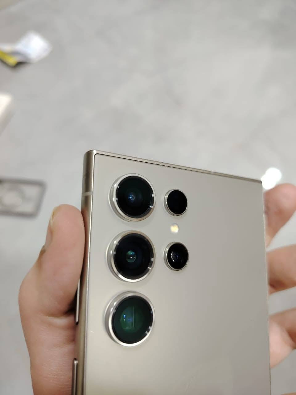 S24 الترا
جهاز جديد بمعنى الكلمه 

شرق أوسط عربي خطين 

ذاكره 256 

السعر (٨٦٠)

مكاني ناصريه مركز الشراي يتفضل خاص *********** +واتساب
