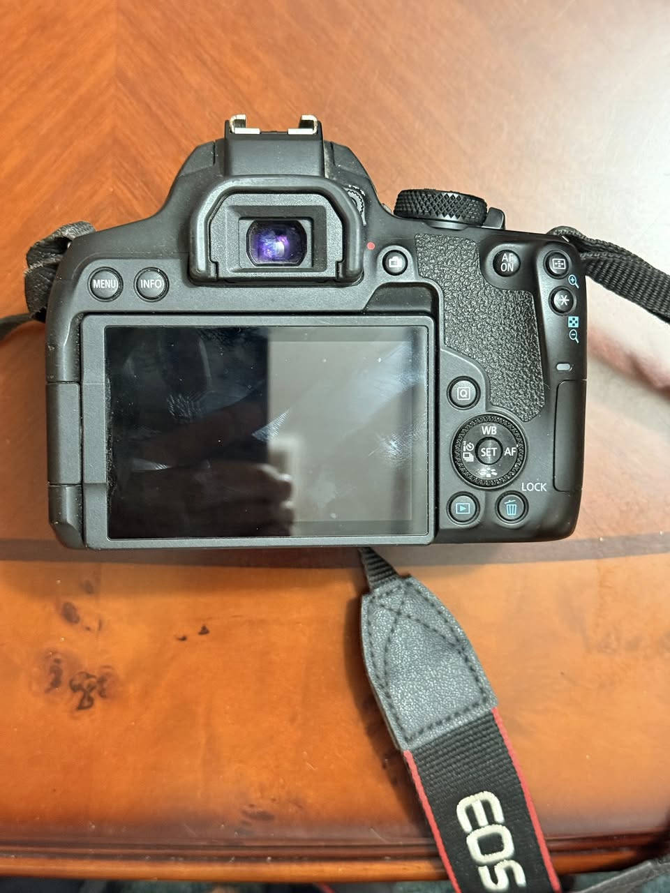 للبيع ✨

كاميرة Canon 850d
+ عدستها الاصلية 18-55
+عدسة Sigma 85mm f 1.4 
+بطارية اضافية
غراض نظيفة و كاملة كلها احزمة كتلوك كلشي كامل و نظيف و استخدام شخصي  
السعر مليون و 550 و بي مجال بسيط 
مكاني بابل /حلة


**إذا كنت صاحب هذا الإعلان وتريد حذفه لأي سبب، رجاءا أرسل رسالة إلى الدعم الفني**