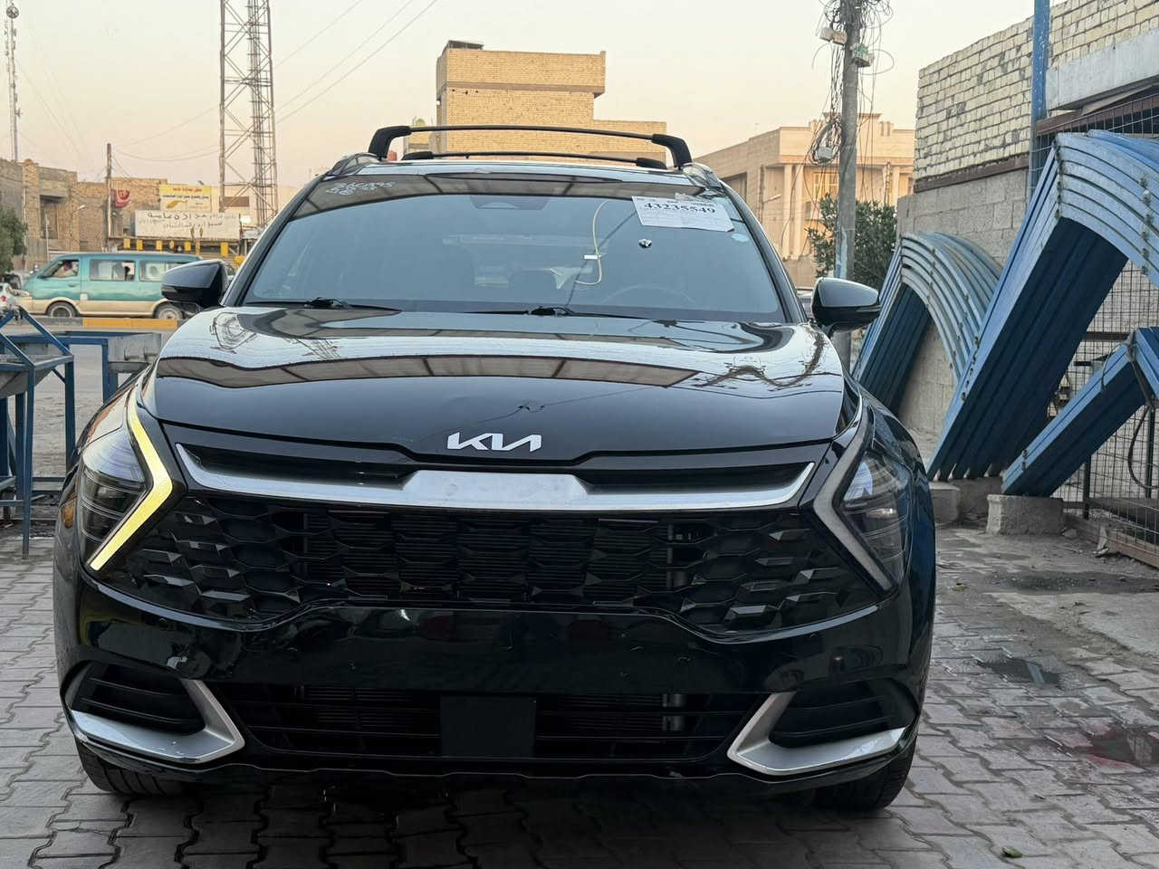 السلام عليكم 
سبورتج 2024 وارد امريكي 
فول مواصفات 
حادث كما موضح بل صور 
بصمه 
تشغيل عن بعد 
بونوراما 
جنطة كهرباء 
حساسات امامي + خلفي 
رادارات امامي + خلفي + جانبي 
داخل احمر 
كشنات كهرباء 
شاشه دجتل 
بعد مواصفات معروفة 
العنوان بغداد 
رقم الهاتف ***********
