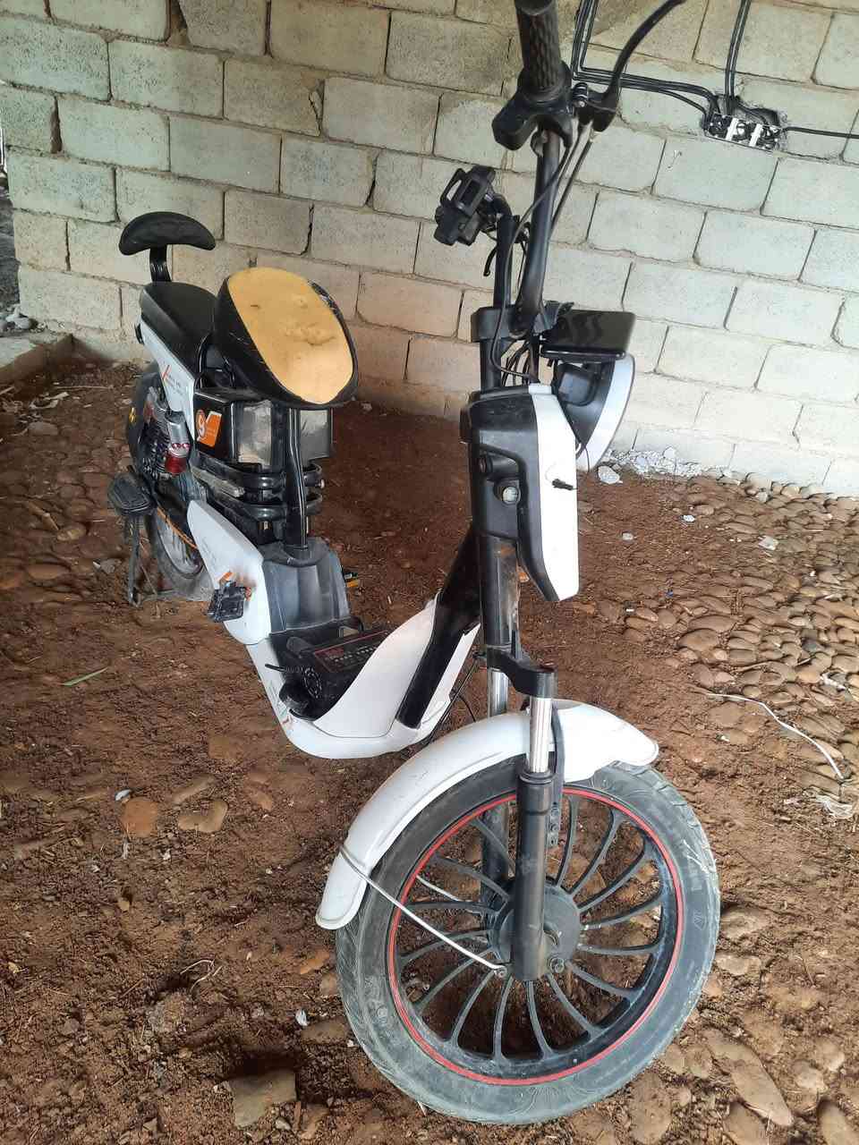 بايسكل شحن جديد سعر الاتصال عرقم ***********
