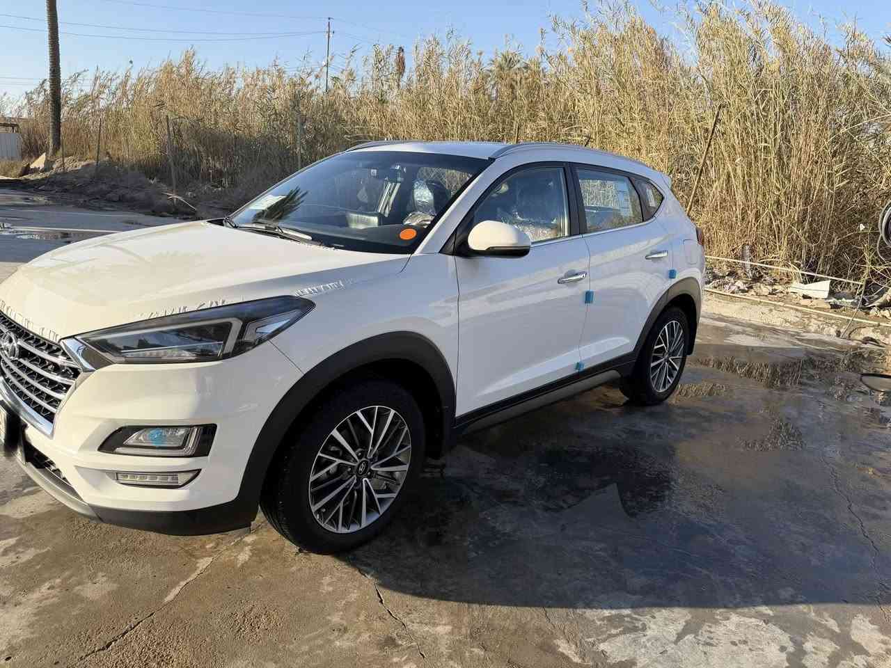 السلام عليكم ورحمة الله وبركاته
صيام مقبول ان شاءالله 

للبيع توكسان 2020 خليجي مكفول كفاله عامه 

رقم بابل فول مواصفات بدون بنوراما 

داخل جلد بقلاوه لونين 

صاج 

حساس خلفي

كامرا اماميه

كامره خلفيه

مقاعد اماميه كهرباء 

سايد بريك بالرجل 

مود درايف

شاحن تلفون

ثلاجه

تبريد قطعتين

مكينه 2000 دوش

برده خلفيه

لايت 5 عدسات 

يدات نيكل

شاشه اندرويد 

بصمه دخول 

اشاره لكزز

لايت متحرك

اشاره مرايا 

فول تحكمات

دبل ايرباك

بقيه المواصفات المعروفه 

سبير وعده بعدهم ع الزيرو

دبل بصمه

تخم تاير جديد قبل ايام شديته كوري 

مكان السياره بالحله 

السعر 214 

للاتصال ***********
