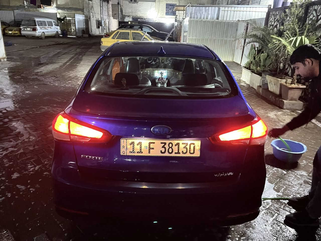 سلام وعليكم  فورتي مديل 17 سياره مكفوله كفاله عامه سياره حادث دعاميه فقط بدون تبديل كله ليبل واحد بدون تبديل ماشيه سياره 67 سياره كير مكينه تبريد مكفوله من كلشي مكينه 2000. تخم تاير  مدوشمه عام يعني تنته كاعيه صندوك من كلشي مدوشمه  موصفات سياره تحكمات جهتين مانع انزلاق شاشه كامره حساس عل بك  بلوجكترات ثلجي رقم دولي سياره بسمي تحول مباشر  سعر 136 رقم تلفون وتساب ***********
