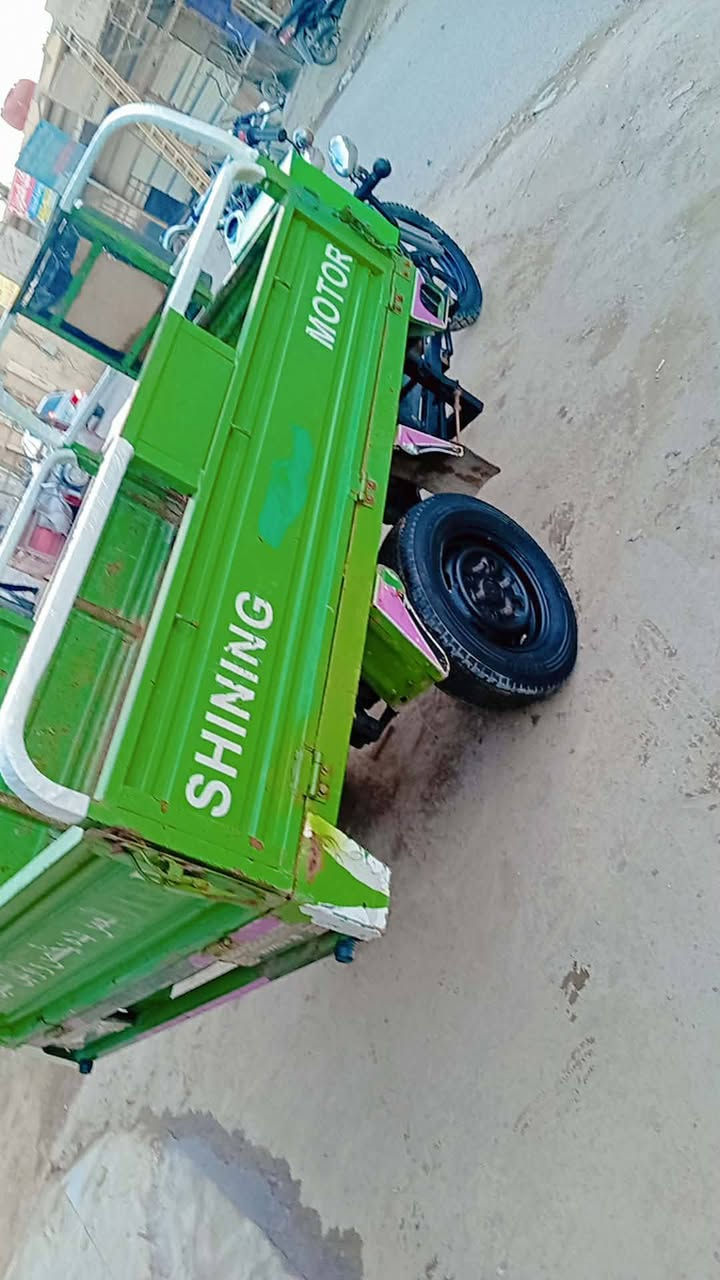 سلام عليكم ستوتا للبيع موديل 19 مكينه 20 مكفوله ركبه واوراق اصولي بلال عنوان حله  نادر الثانيه شارع الخدمي مقابيل حي الصناعي مجاور مطعم ركن المندي رقم ***********
