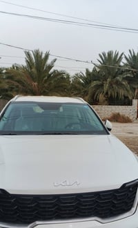 كيه سورينتو 2024 خليجي فول ما عده الفتحه مكلف بالنشر رقم صاحب السياره ...