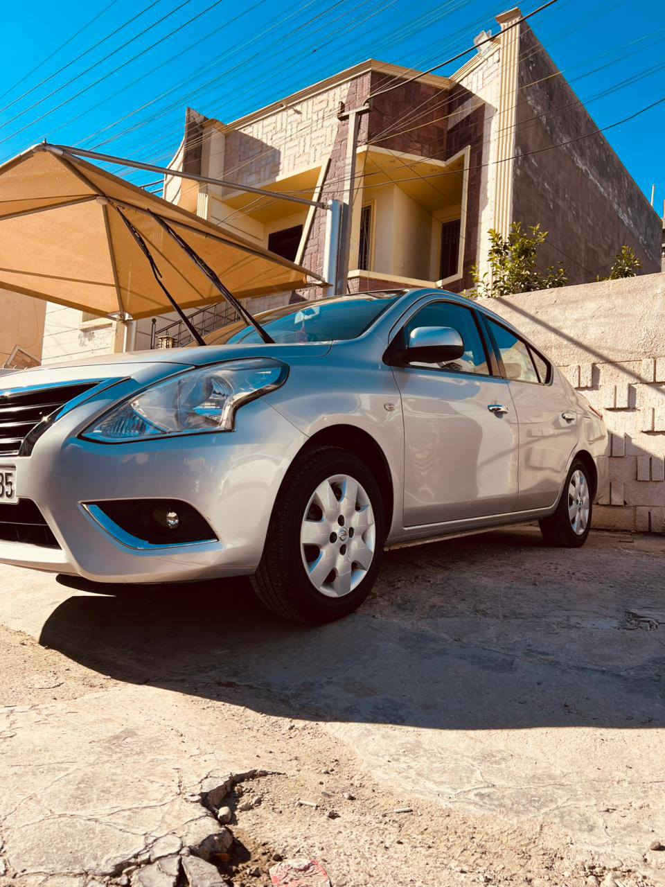 السلام عليكم نيسان هندي بليته زركه 2023
للبيع او المراوس
السياره بيه صبغ جاملغ خلفي جه سايق 
والباب فقط كلير ملاون 
ماشيه 63الف 
مواصفات المعروفه
شاشه 
كامره خلفيه 
تبريد قطعه وحده 
جام الخلفي جوبي 
رقم اربيل تحويل وكاله سياره بأسمي 
مكان سياره بغداد العامريه
رقم ***********
السعر123وبيه مجال
