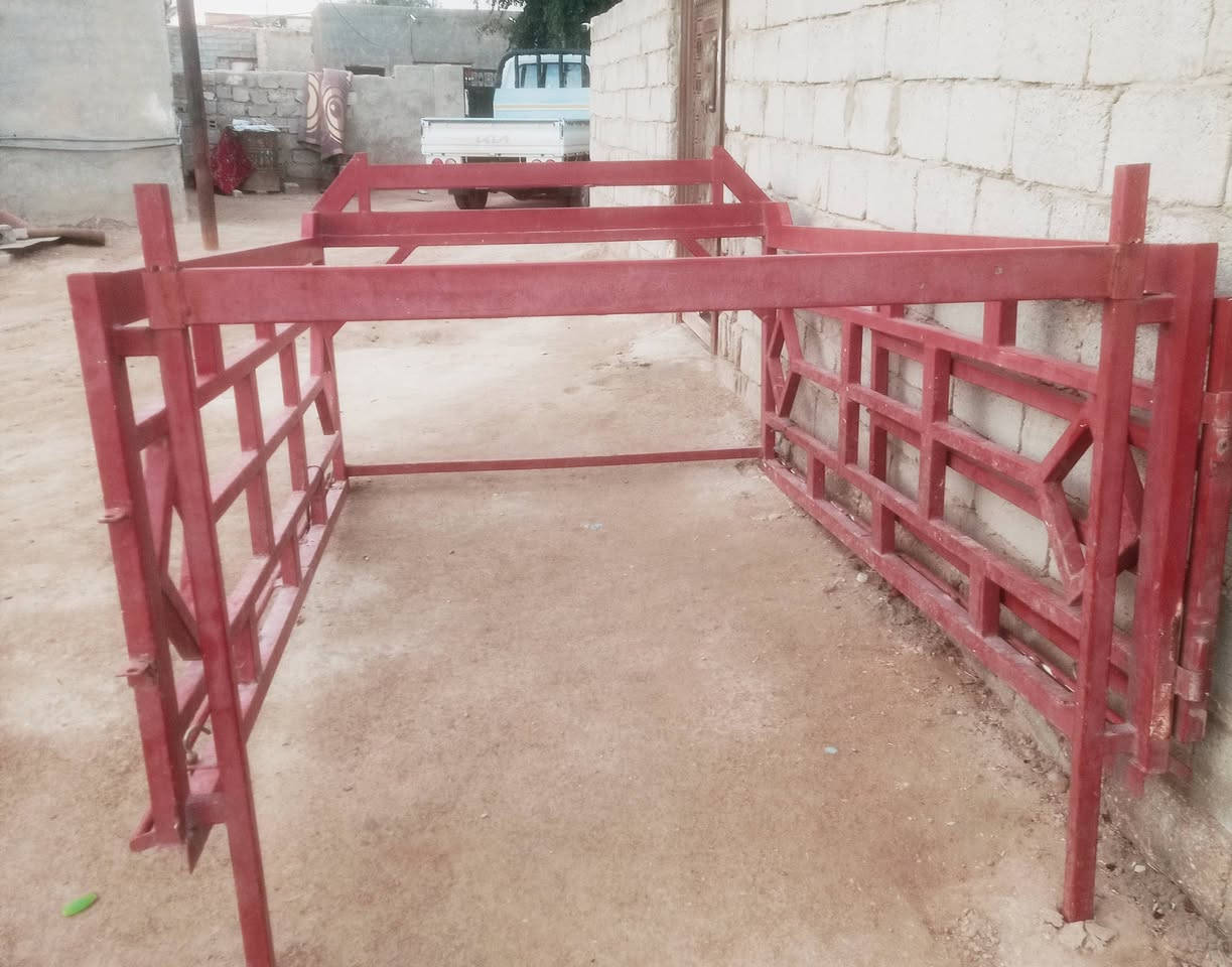 محجر 7 جنكال مال نثيه تسگام حديد الاصلي العام سويته جديد من كل عيب لاخياس ولاشي ويا جناكيل يعني اشده بدون ماثقب البدي مكاني بكربلاء شارع النجف عمود الف وتلاثين اريده ب 500 وبي مجال للاستفسار ***********
