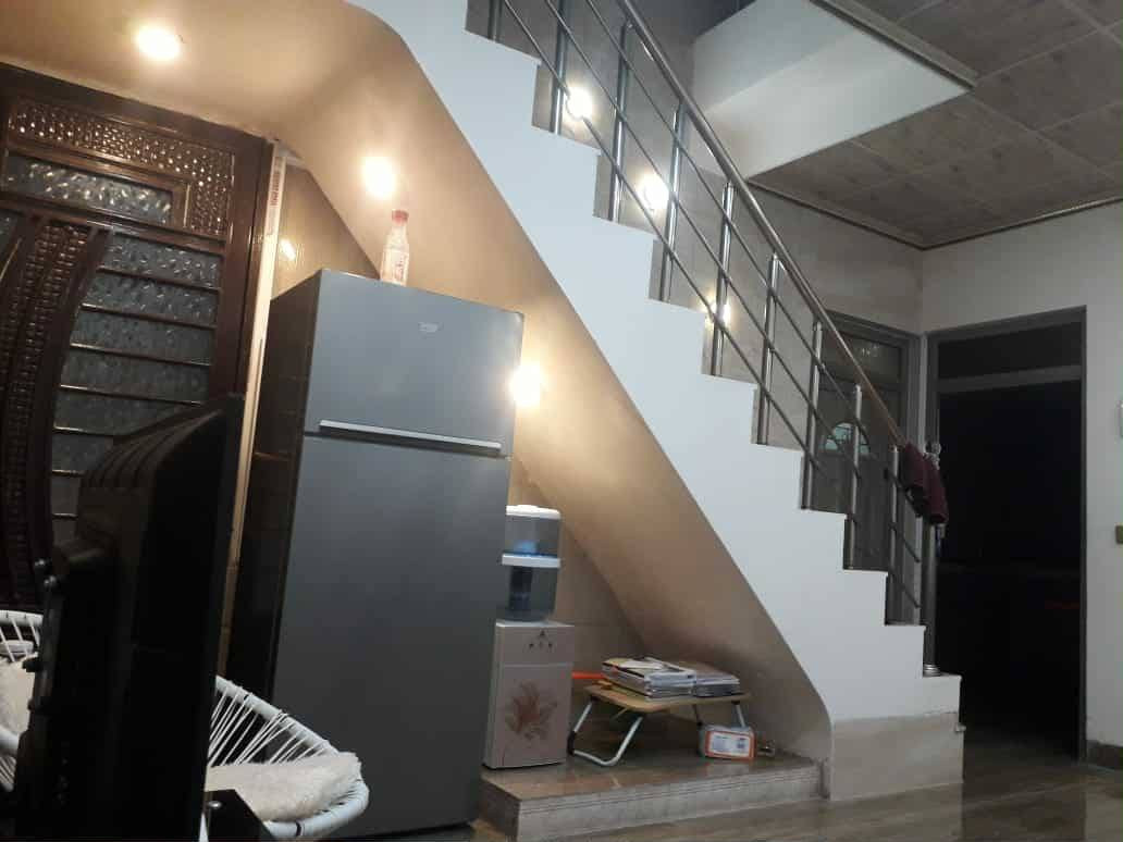 للبيع
بيت ١٠٠م واجهة ٦ وربع
في هيما سيتي
شروق تام بظهر الشارع العام
يتكون من طابقين
ط١/كراج واستقبال وهول وصحيات ومطبخ ومنور
ط٢/غرفتين نوم وصحيات ومطبخ وسطح ناصي وعالي
للاستفسار على الارقام
*********** واتساب
*********** واتساب
الامتنان للعقار
