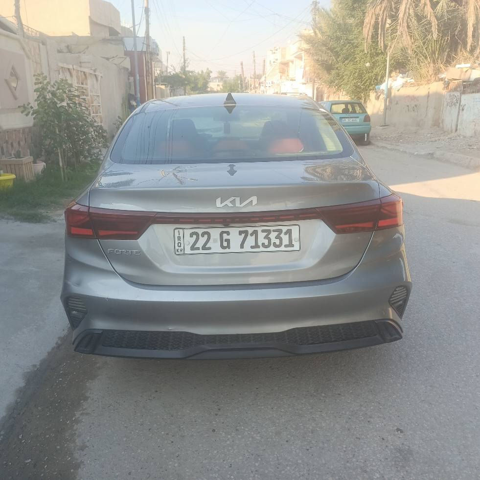 السلام عليكم... فورتي اربيلية موديل 2022 لون نفطي ضربتها جانبيه ماشية 55  
مواصفات نص فول... رادار امامي وتحكمات ومثبت سرعه وباقي التفاصيل الاعتياديه 
للتواصل خاص بغداد, العراق


**إذا كنت صاحب هذا الإعلان وتريد حذفه لأي سبب، رجاءا أرسل رسالة إلى الدعم الفني**