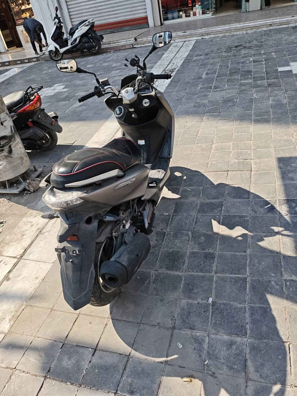 دراجه ماجسته sللبيع  متوازي على فلوسهه السعر ١٢ونص مشتريهه من مؤيد طياره ١٤الدراجه فول مابيهه اي نقص نگره وشلعتهه تخبل  بغذاد المنصور شارع الرواد ***********
