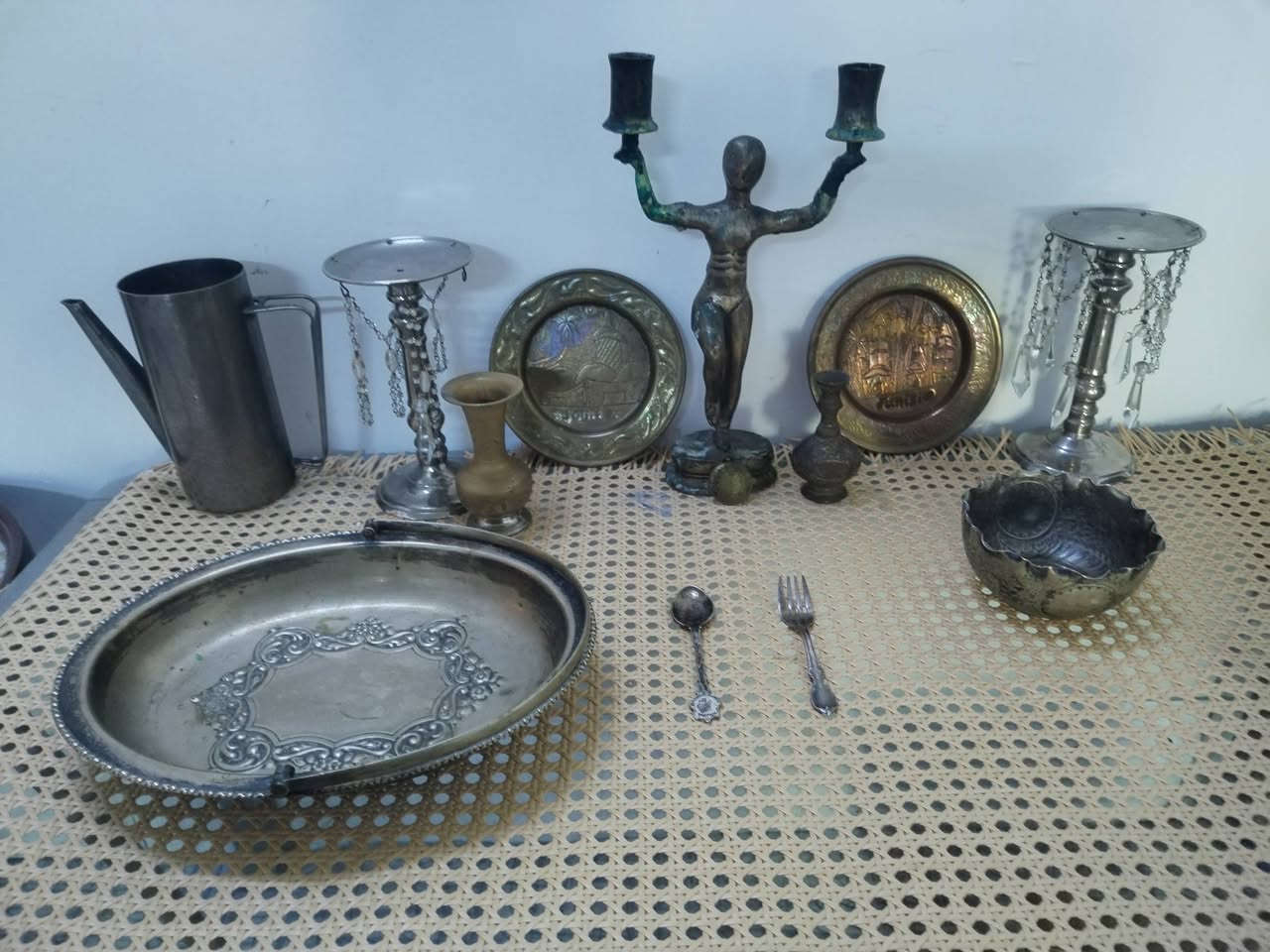 للبيع أواني طلاء فظه مع نحاسيات سعر مراسله خاص غير متواجد بل تعليقات


**إذا كنت صاحب هذا الإعلان وتريد حذفه لأي سبب، رجاءا أرسل رسالة إلى الدعم الفني**