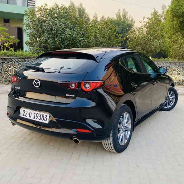 السلام عليكم... ( للبيع فقط )
النوع : مازدا 3  ( ياباني )  
‏ماشيه : 4 الف ( 2025 ) 
اللون : اسود
ا———————————————
[[ التحويل ثاني يوم  ]] : رقم اربيل 
حجم المحرك : 2500 L ( تنفس طبيعي )  
حادثها : بيها طخه بسيطه بمقدمة البنيد 
بدون دواخل 
ا———————————————
الموصفات ⬇
🔹بصمة + فتحة سقف سلايد 🔹دخول ذكي 🔹رادار امامي 🔹رادار جانبي 🔹رادار خلفي🔹شاشة كبيرة 🔹( انطمة الشاشة‏AppLink / Apple CarPlay و Android ‏Auto)🔹تبريد الكتروني پيانو 🔹كشنات جلد بالكامل 🔹هيتربالكشنات🔹نظام AUTo HOLD🔹كاميرا خلفية🔹لايتات LED 🔹تحكمات ستيرن كامله جهتين🔹گيچات الكترونية ‏‎🔹قياده أليه🔹تحديد سرعة🔹توقف ذاتي اذا ممنتبه السائق🔹حساس اطارات🔹بوصلة🔹مسند و حاضنةاكواب للكشنات الخلفية 🔹تحكم الكتروتي بالثبات🔹لايتات امامية AUTO 🔹ماسحات AUTOاستشعار المطر🔹صندوق بصمة 🔹ويل ألمنيوم حجم 18 🔹دبل صالنصه
ا————————————————-
السعر : 157 ورقه 
موبايل : ***********

