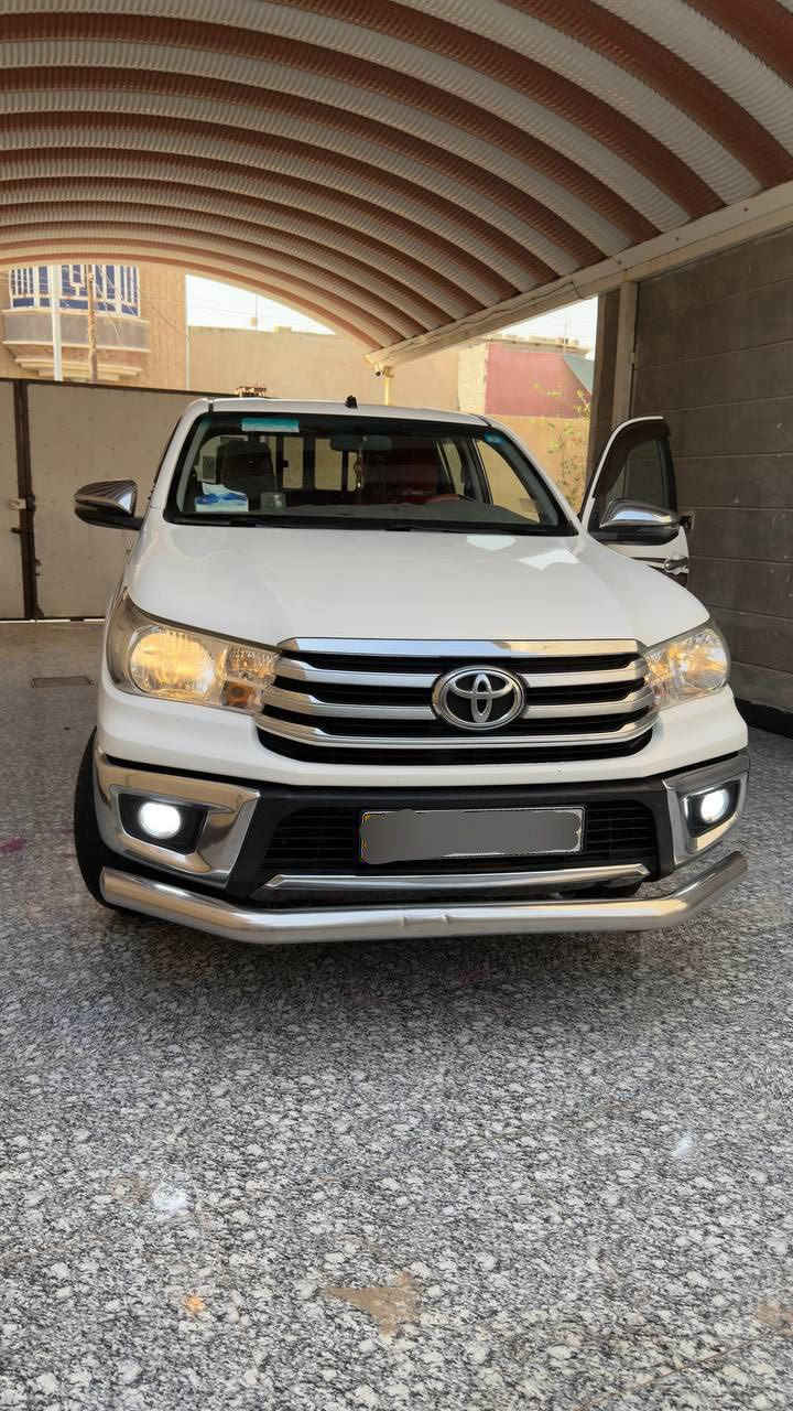 سلام عليكم ... بيكم تويوتا هايلوكس خليجي موديل 2019 رقم بصرة سنويه جديده رقم جديد فول مواصفاة بصمه ، شاشه ، تحكمات ستيرن + تخم تاير دنلوب ، ماشيه 150  ألف كيلو .
الضرر جاملغ الايمن بي شبرين
بارد فقط 
سياره حلوه ونضيفه مال بيت
السعر : 255 وبيها مجال
مكاني : بصرة-شط العرب
رقم الهاتف : ***********
