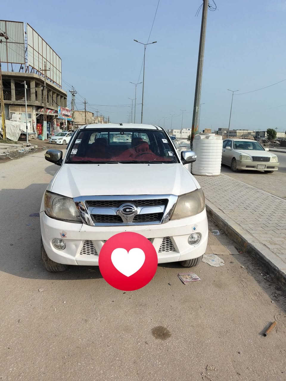 السلام عليكم بيكم كنوه وجه فلاونزه السياره جاهزه محرك وكير واكسن حداديه وتبريد مكاين جام جديده تخم تاير جديد السياره جاهزه من الدعاميه للدعاميه ما عايزه برغي مال جناي السعر 66وبيهة مجال بسيط سنويه مجدده لل28للأستفسار ***********
