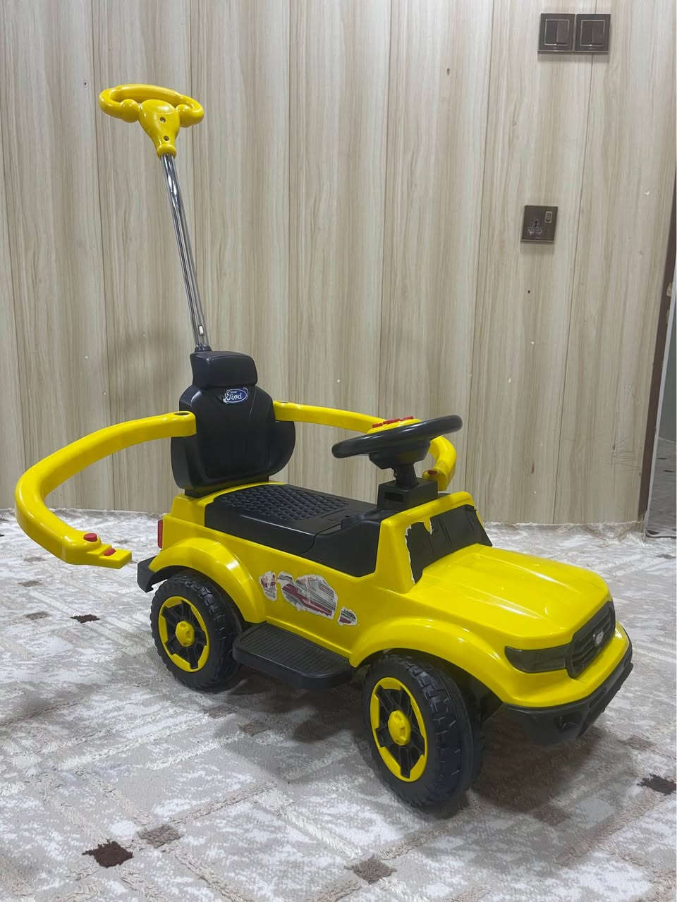 سەیارەی مناڵ بۆ فرۆشتن زۆر تازە و پاک و بێ عەیبە ئەوەنە بەکارم نەهێناوە وەک عەرەبانەش بەکاریەت ژێر کوشنەکەی سنوقە بۆ پێداویستی مناڵ  ٣٠ هەزار بێ معامەلە السليمانية, العراق


**إذا كنت صاحب هذا الإعلان وتريد حذفه لأي سبب، رجاءا أرسل رسالة إلى الدعم الفني**