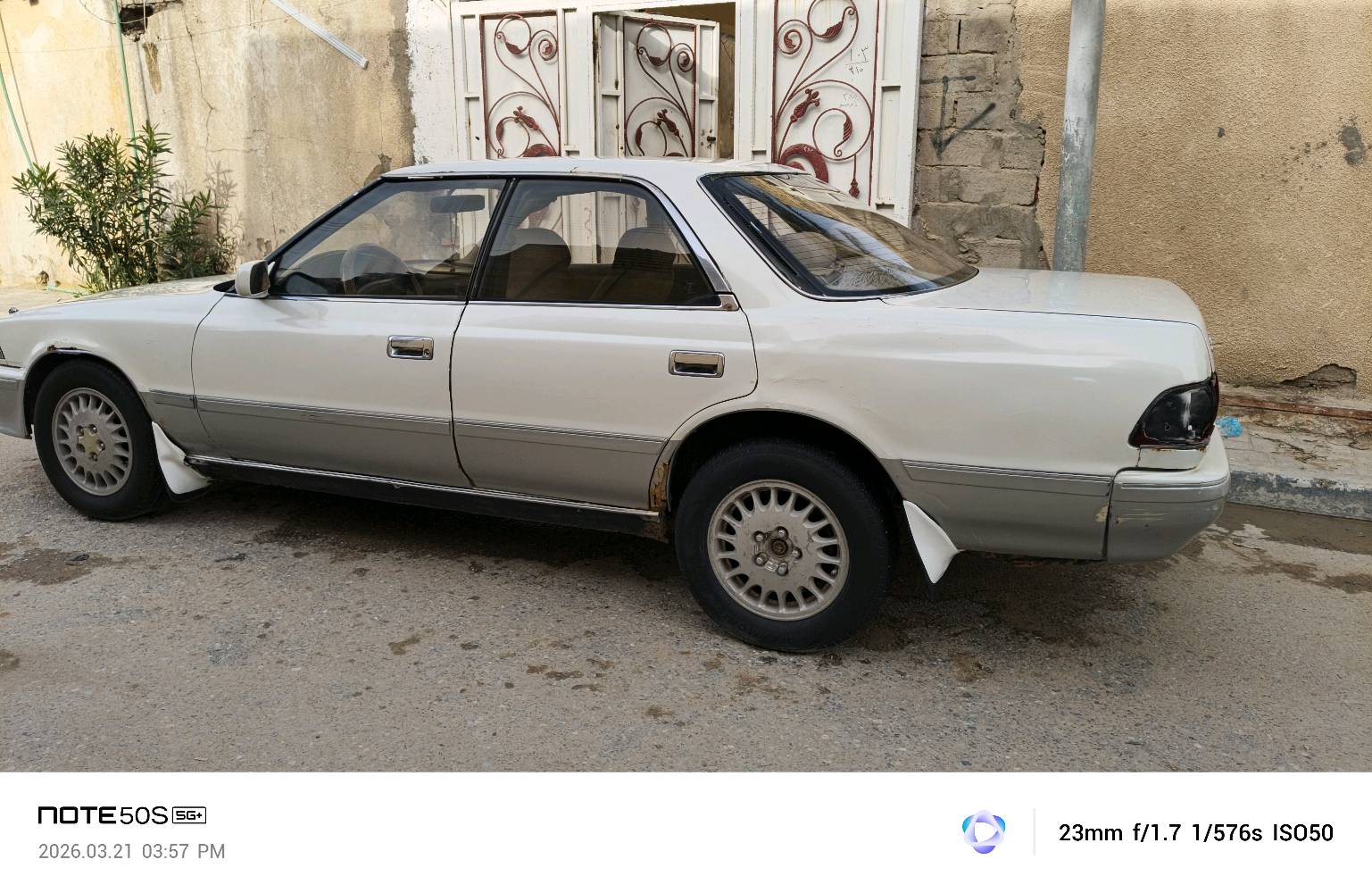 السلام عليكم سيارة مارك كصيف السعر ٣٢ ورقه مكفوله كص ونقل تبريد شغال بأسمي ما بيها مجال السياره خير من الله ترايك وين ما يعجبك بيع مستعجل ***********