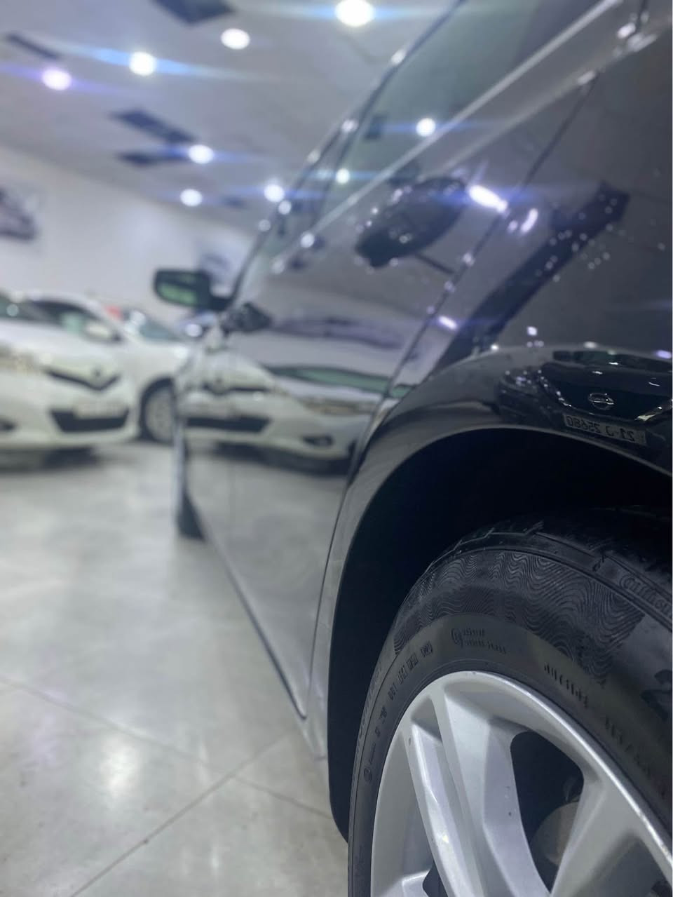 السلام عليكم 
شوفرليت ماليبو 
موديل 2018
مواصفات LT فول و فول بانوراما
بسمة - أربعة باب بسمة - تبريد مركزي - كشن كهربائي - 
شاشة - كاميرا - AUTO STOP - دواخل اسود
تحديد سرعة - ستيرن ڤوليوم - لايت LED
بس أربع قطعة بيها صبغ بدون دواخل 
رقم هزة سنوية كلها جديد سيارة بسمي 
تحویل غرامة گير محرك تبريد بشرط
سعر 95ورقة 💵🔥 وبيها مجال خفيف
مكان اربيل
رقم هاتف ☎️ 
***********
***********
___________________
السلام عليكم 
‏Chevrolet Malibu
مۆدێل 2018
مواصفات LT فول و فول بانوراما
بەسمە - جوار دەرگا بەسمە - تەبرید مەرکەزی -
کوشن کارەبایی - شاشە - کامێرا - AUTO STOP
ناو رەشە - تەحدید سورعە - سوکان ڤۆڵیۆم - لایت LED
٤ پارجە هەیە بێ لێدران
رەقەم سەنەوی ژینگە هەموی تازەیە تا2030
سەیارەکە بەناو خۆمەوەیە تەحویل غەڕامە بەشەرت
گێڕ مەکینە تەبرید بەشەرت
سعر 95 💵وەرەقەو مەجالێکی برایانە
شوێن هەولێر 
ژمارە تەلەفۆن☎️
***********
*********** أربيل, العراق
