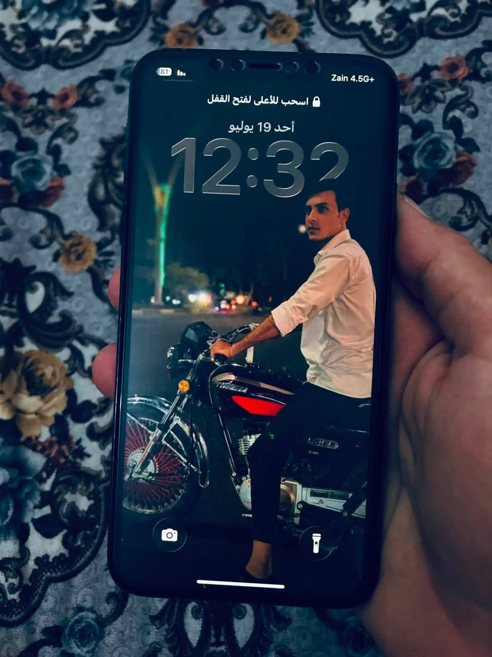 ايفون 11  برو ماكس جهاز مامفتوح مامفتوح بطاريه 77 وذاكره 64 جهاز كله بلادي نموذج M امريكي صرف ابد مابي جهاز بي نقطه زغيره كلش بلشاشه وممبينه. جهاز  شرط الاستخدام فيس ايدي + كامره + سيم كارت كله شغال وكله شرط وضمان وين مايعجبك افحص سعر 260 وبي مجال ويرهم مراوس حسب القناعه لحد يكسر بحلال الناس اخوان للتواصل واتساب  ***********
